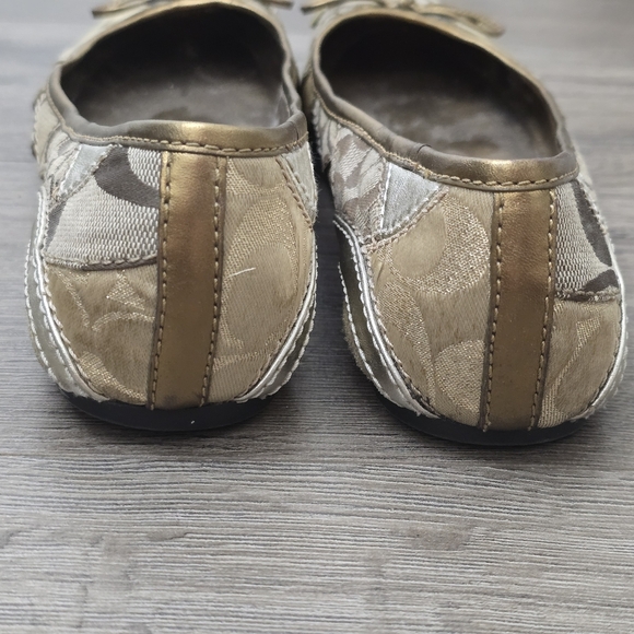 Coach Ariell Gold Tan Monogram Ballet Flats Size 7 Comfy Streetwear Metallic - Picture 3 of 9
